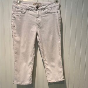 d. jeans White Denim Capri Pants Sz 6